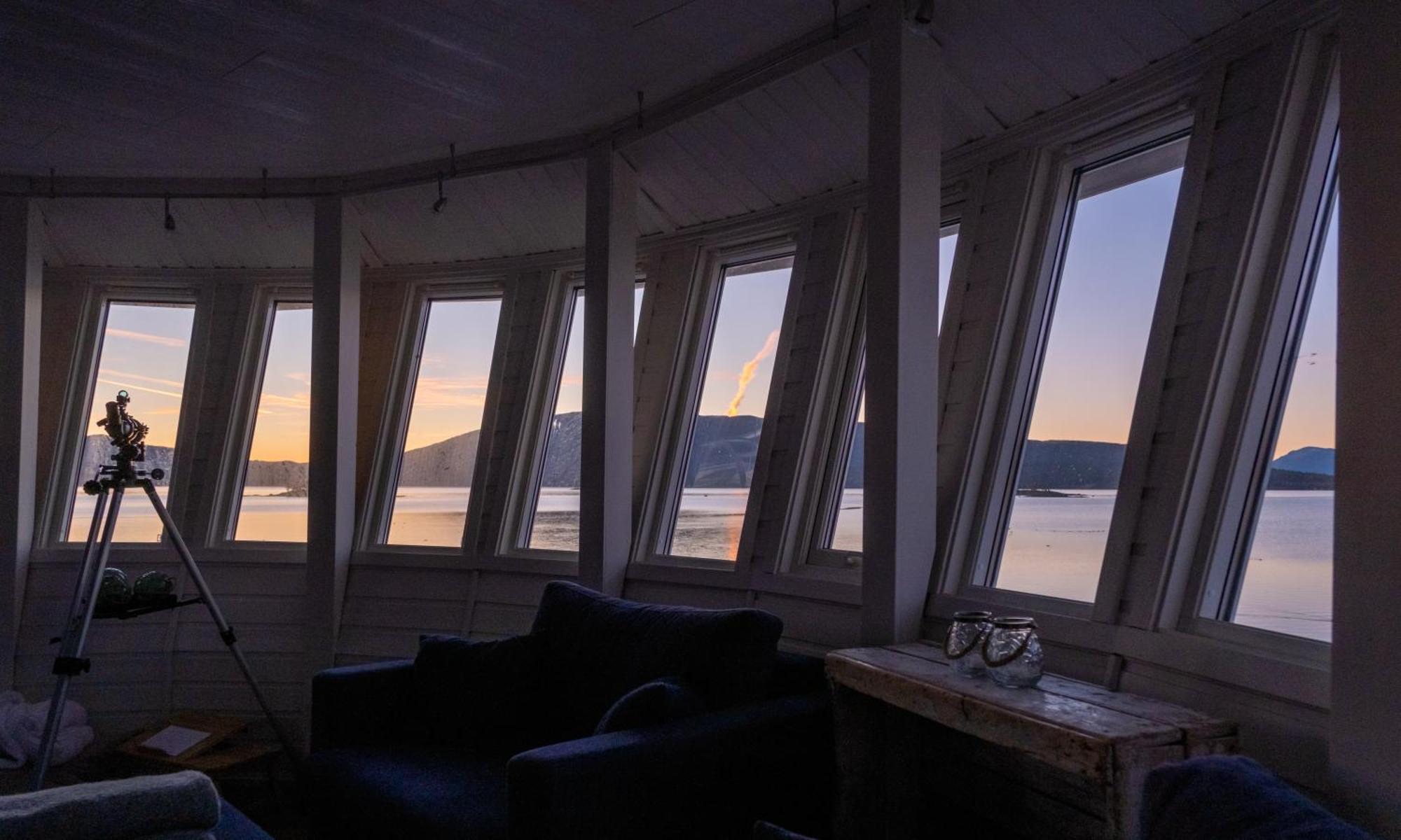 Lodge Norwegian Wild
